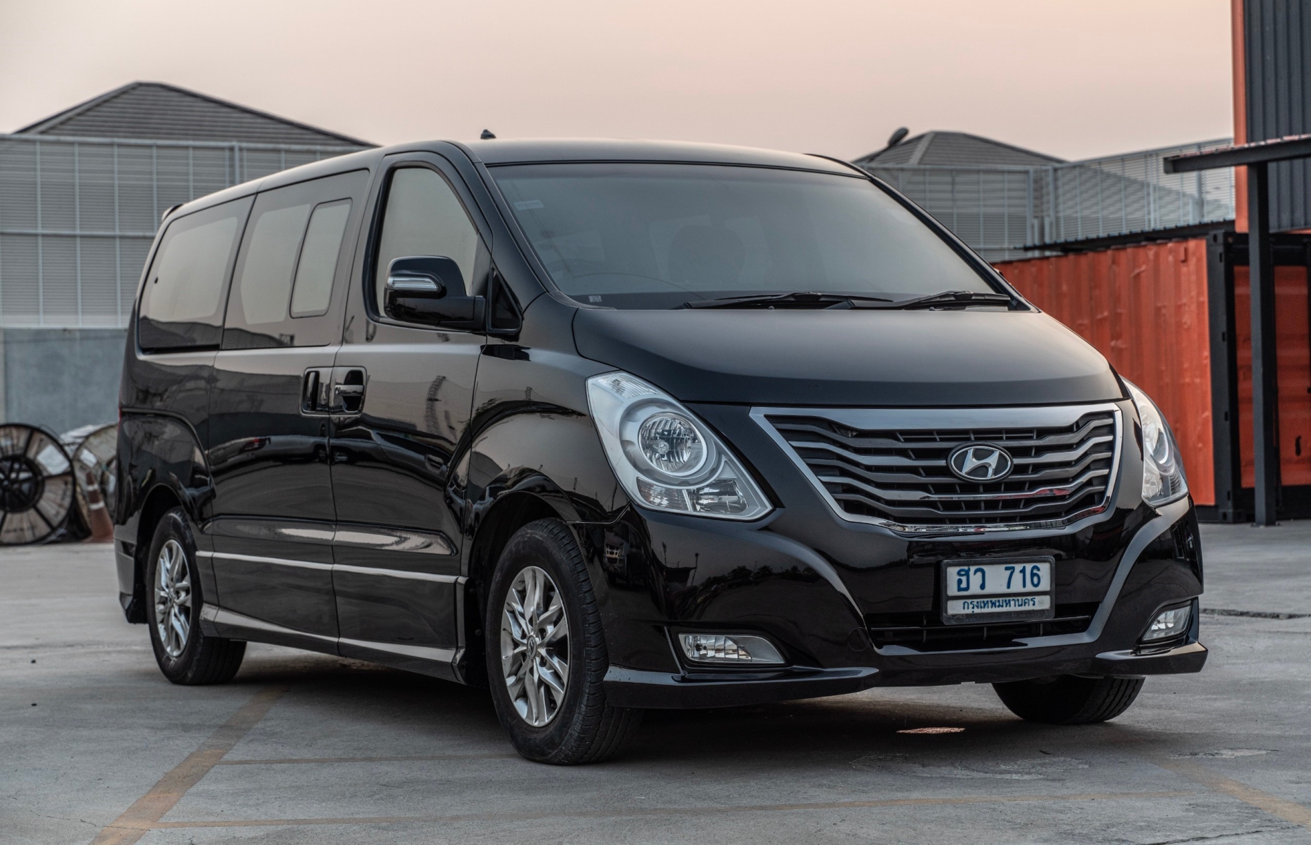 Hyundai h1 2015